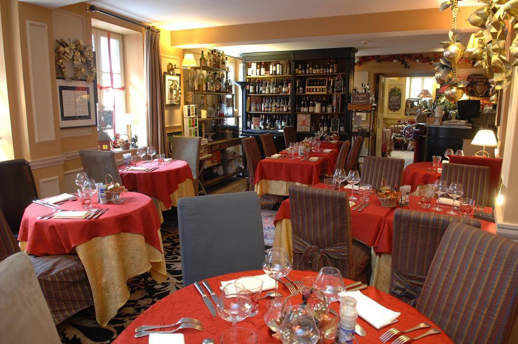 Hostellerie Du Prieure Saint-Prix  Exterior photo