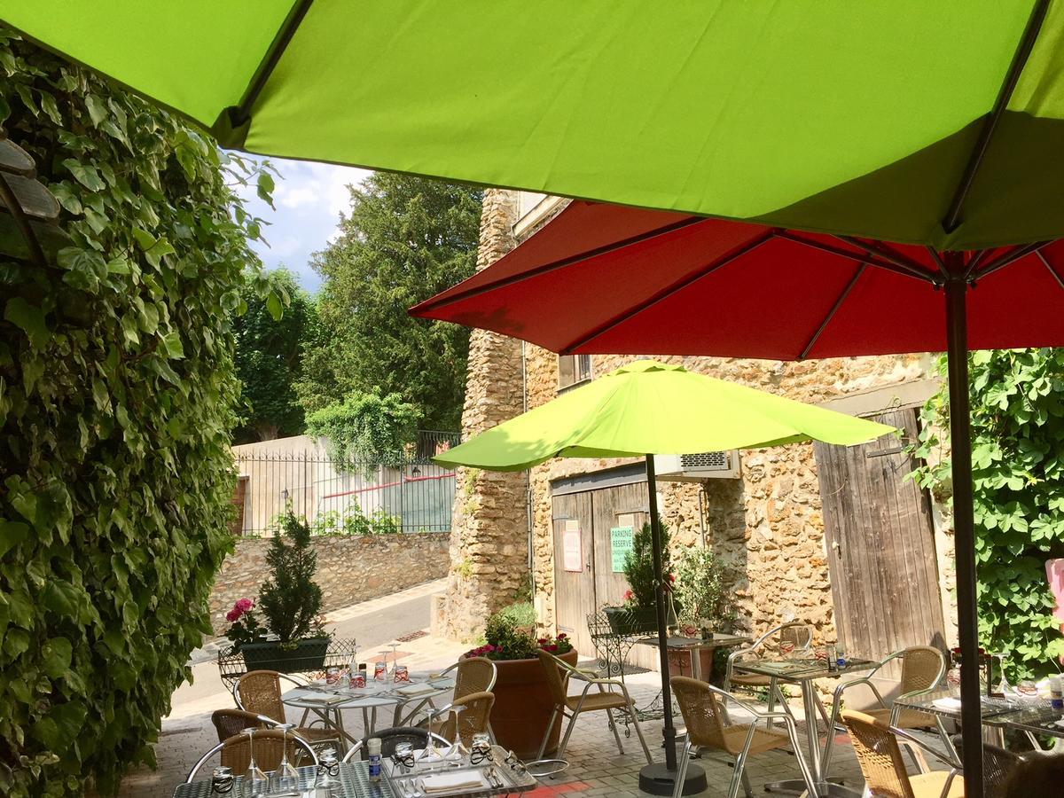Hostellerie Du Prieure Saint-Prix  Exterior photo